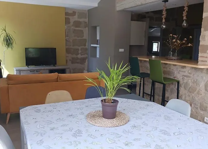 Дом отдыха A La Campagne Avec Piscine *